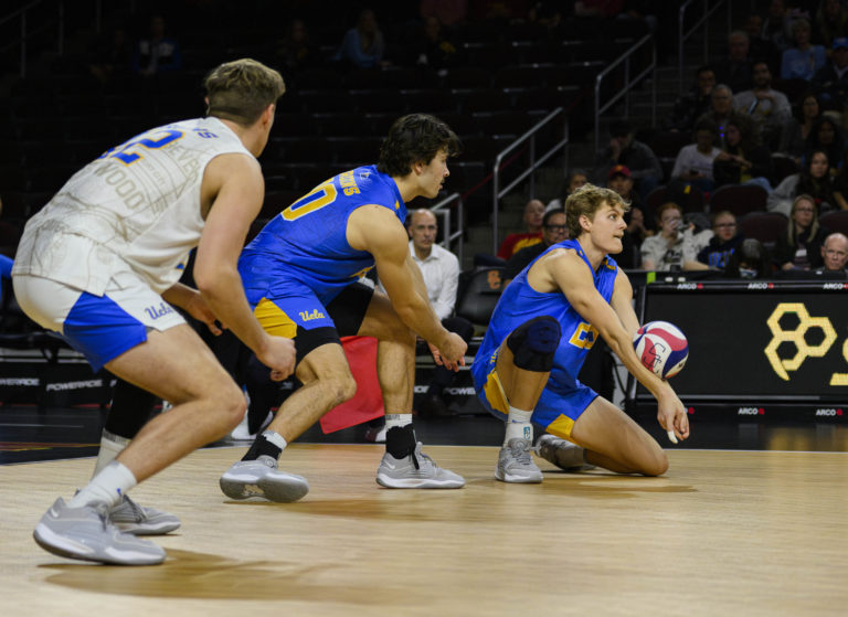 Gallery Ucla Mens Volleyball Sweeps Season Series Against Usc Daily