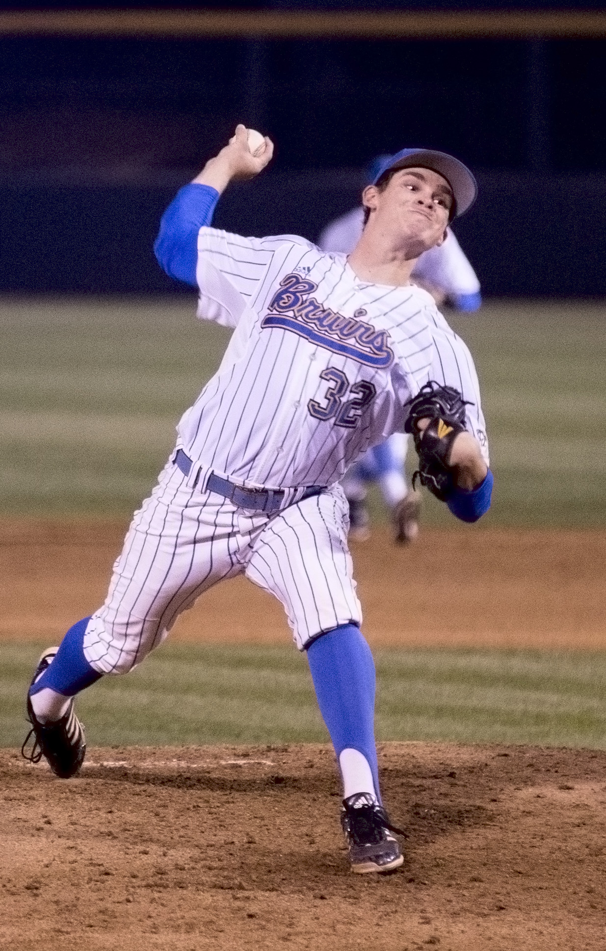 UCLA baseball capitalizes on errors for win against CSU Northridge ...