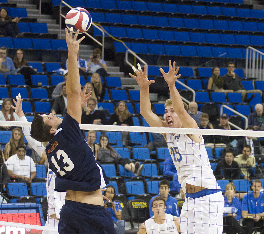 Depth players assist in UCLA men’s volleyball’s season - Daily Bruin