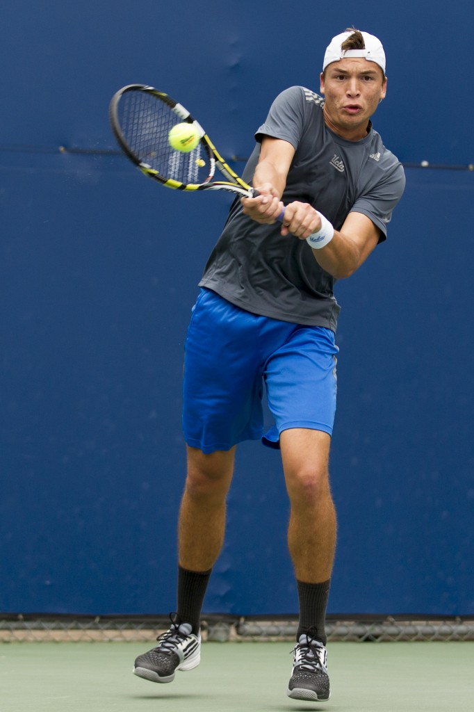 Men’s tennis struggles with singles play at ITA National Indoors