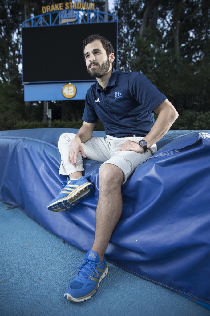 Physical therapy experience inspires student to pursue sports medicine