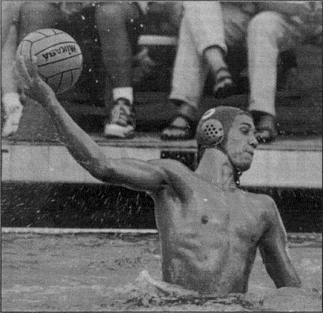 Men’s water polo honors legacy of 1995 championship team Daily Bruin