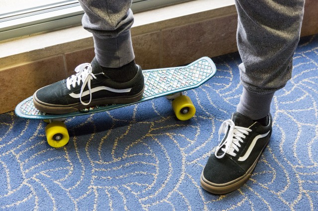 California skate culture, throwback look inspires Old Skool Vans ...