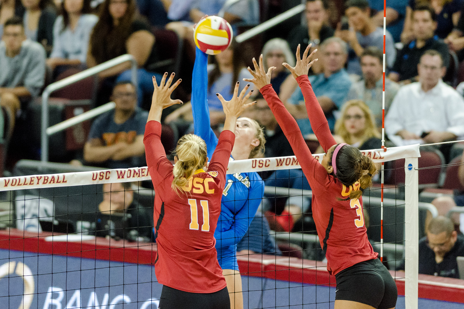 Women’s volleyball looks to topple USC in last regular season game ...