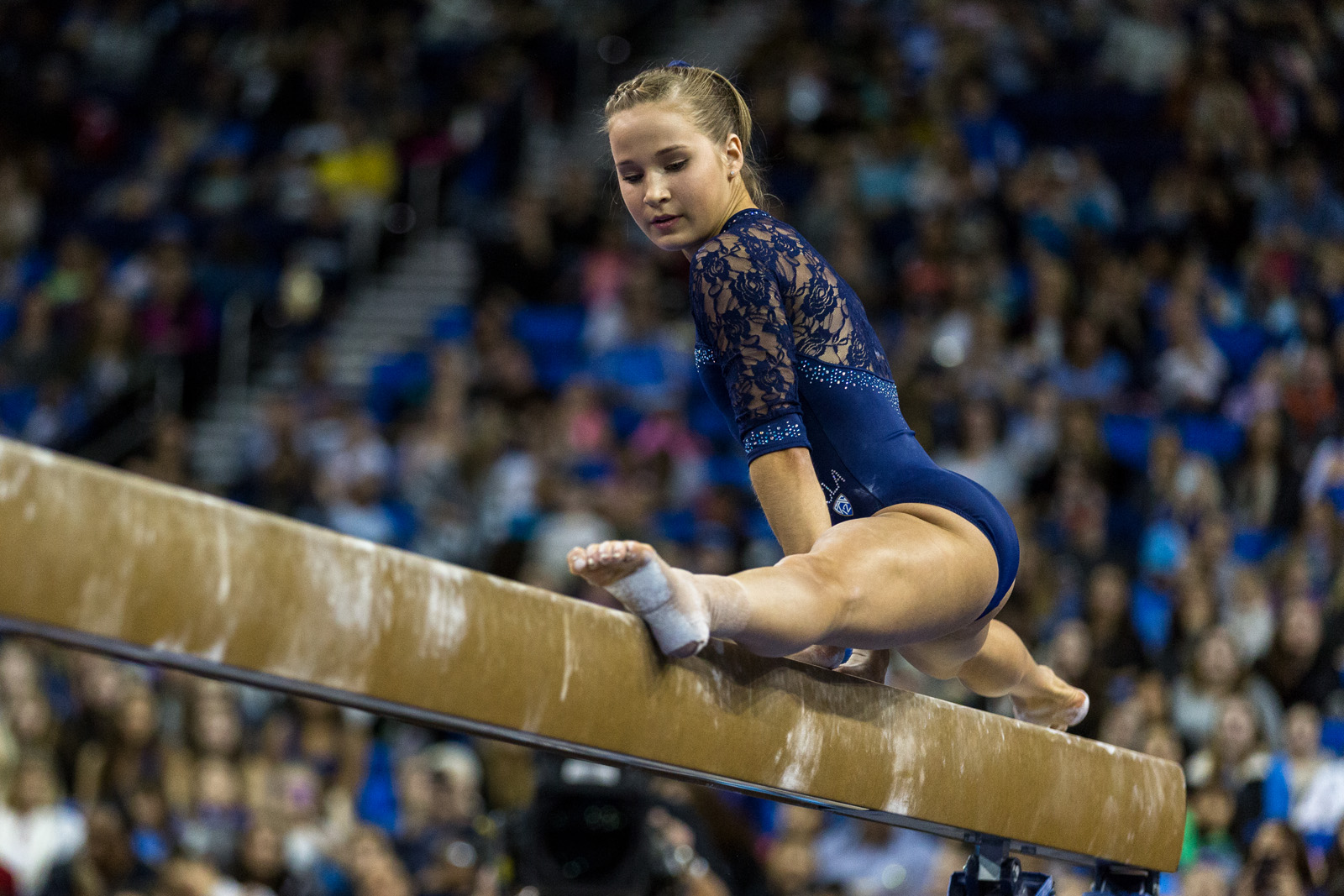 Gymnastics Scores Win Over Arkansas Despite Uneven Performances Daily 