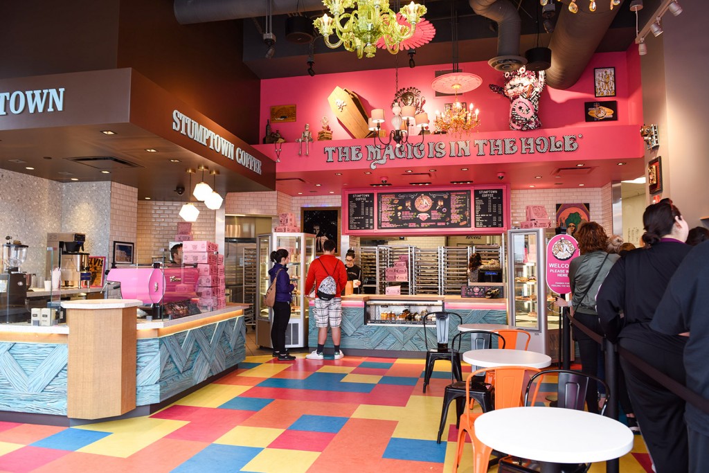 Restaurant Review: Voodoo Doughnut - Daily Bruin