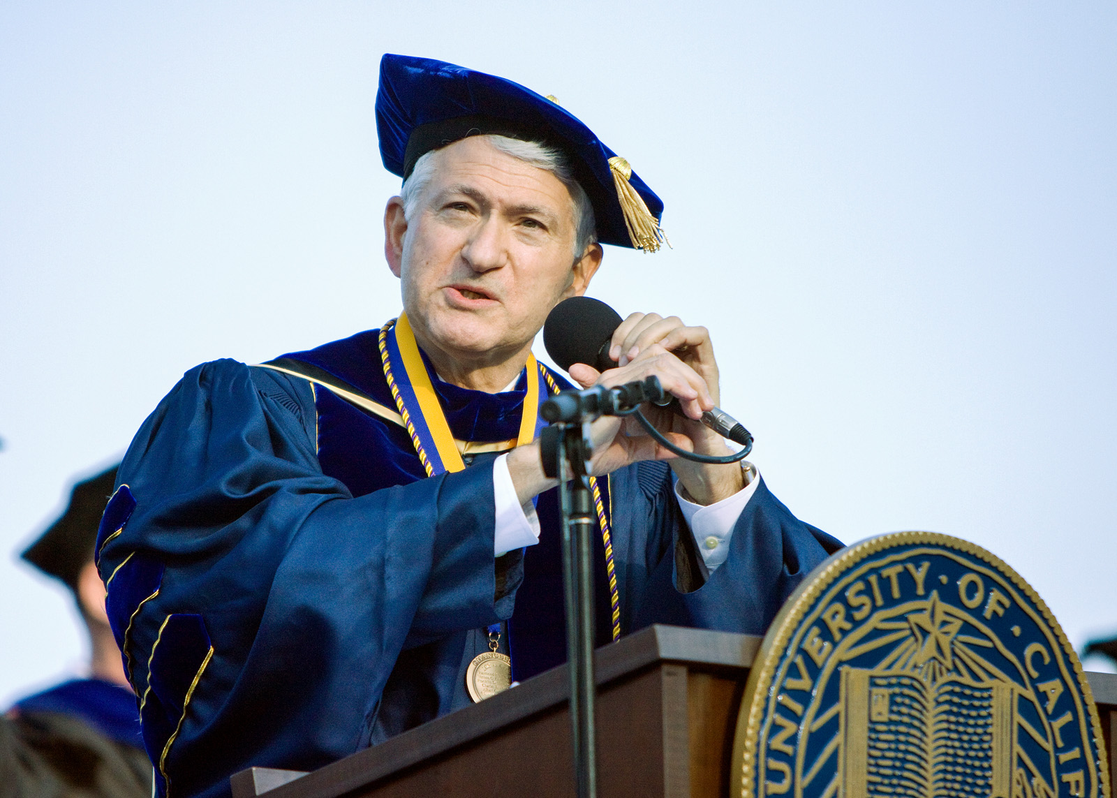 The Quad UCLA needs to step up its commencementspeaker game Daily Bruin