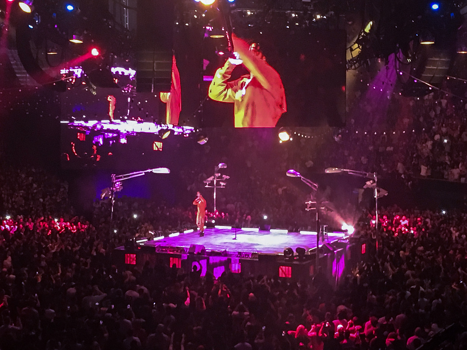 Concert review: J. Cole at The Forum - Daily Bruin