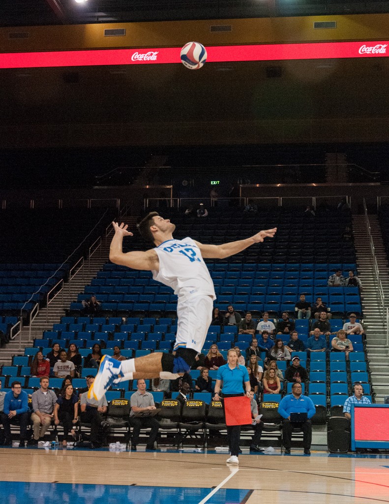 Men’s volleyball avenges former loss to CSUN in four-set victory ...