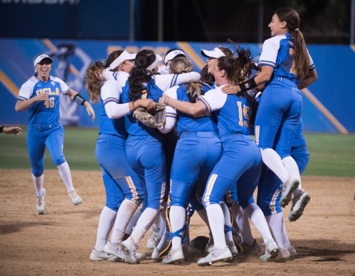 Gallery: Softball sweeps NCAA Super Regionals against Arizona - Daily Bruin