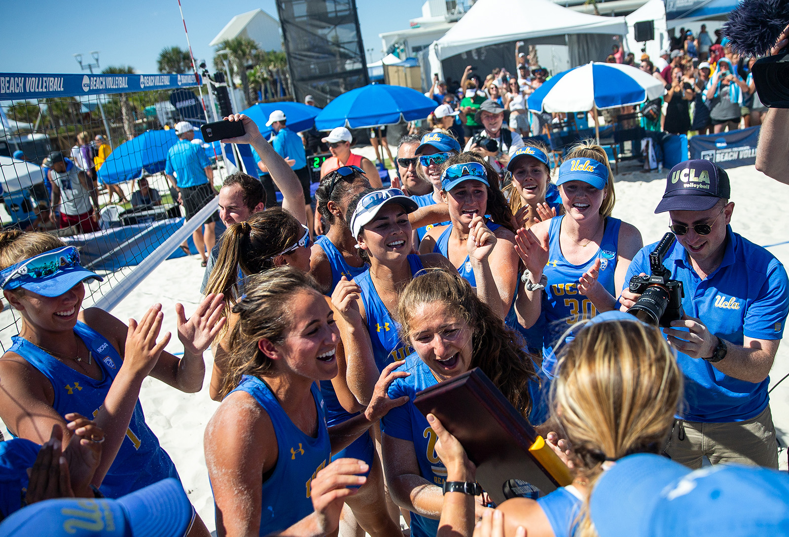 Beach volleyball defeats Florida State, gains program’s first NCAA