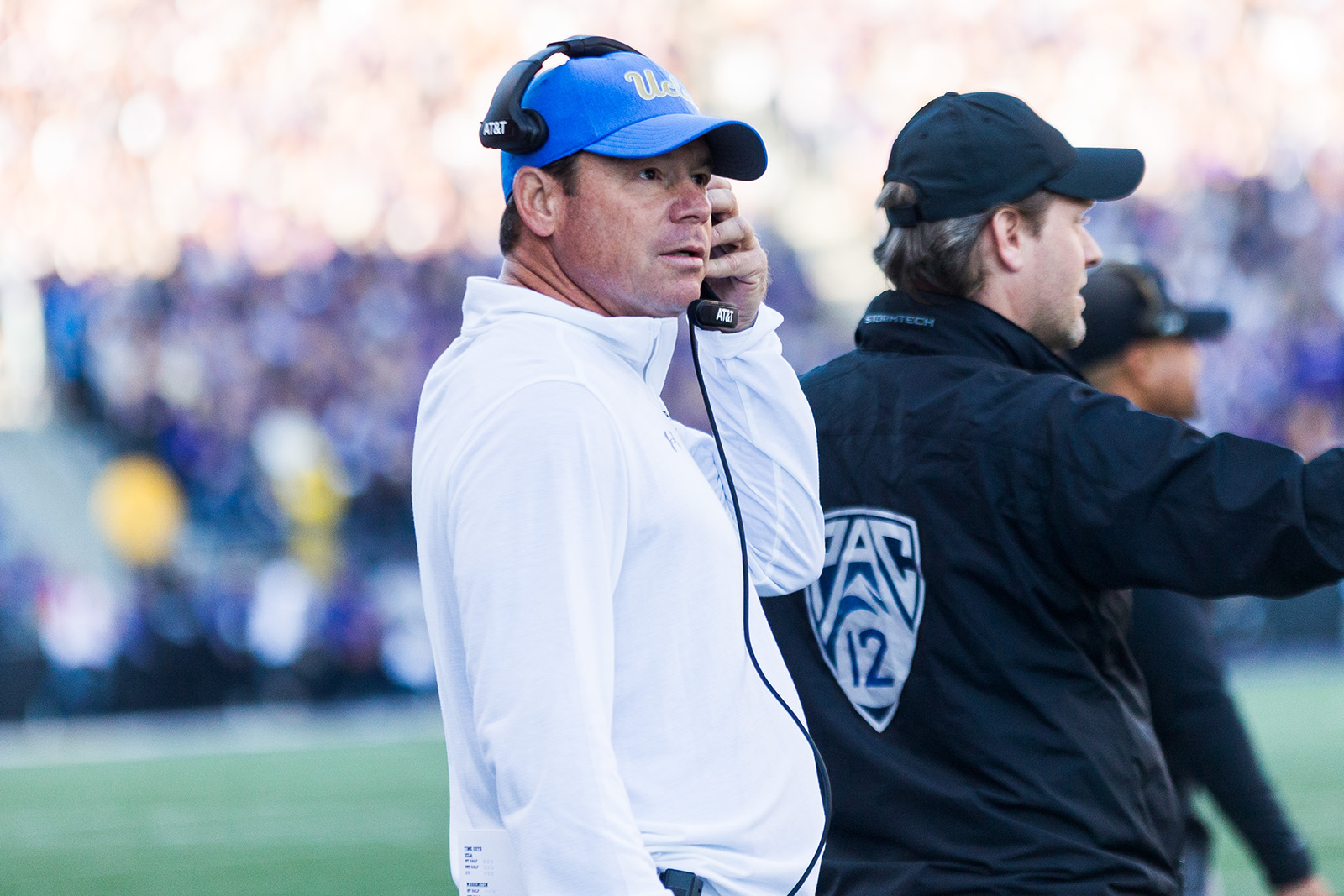 Football Playbook: Chip Kelly vs. Jim Mora - Daily Bruin