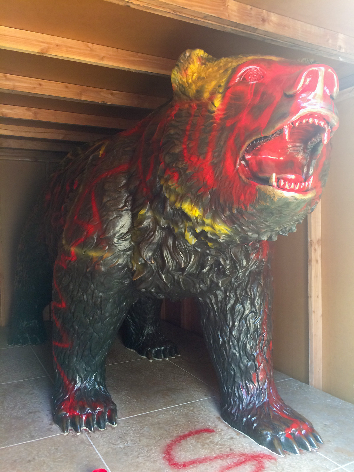 UCPD investigates vandalism after Bruin Bear found painted red