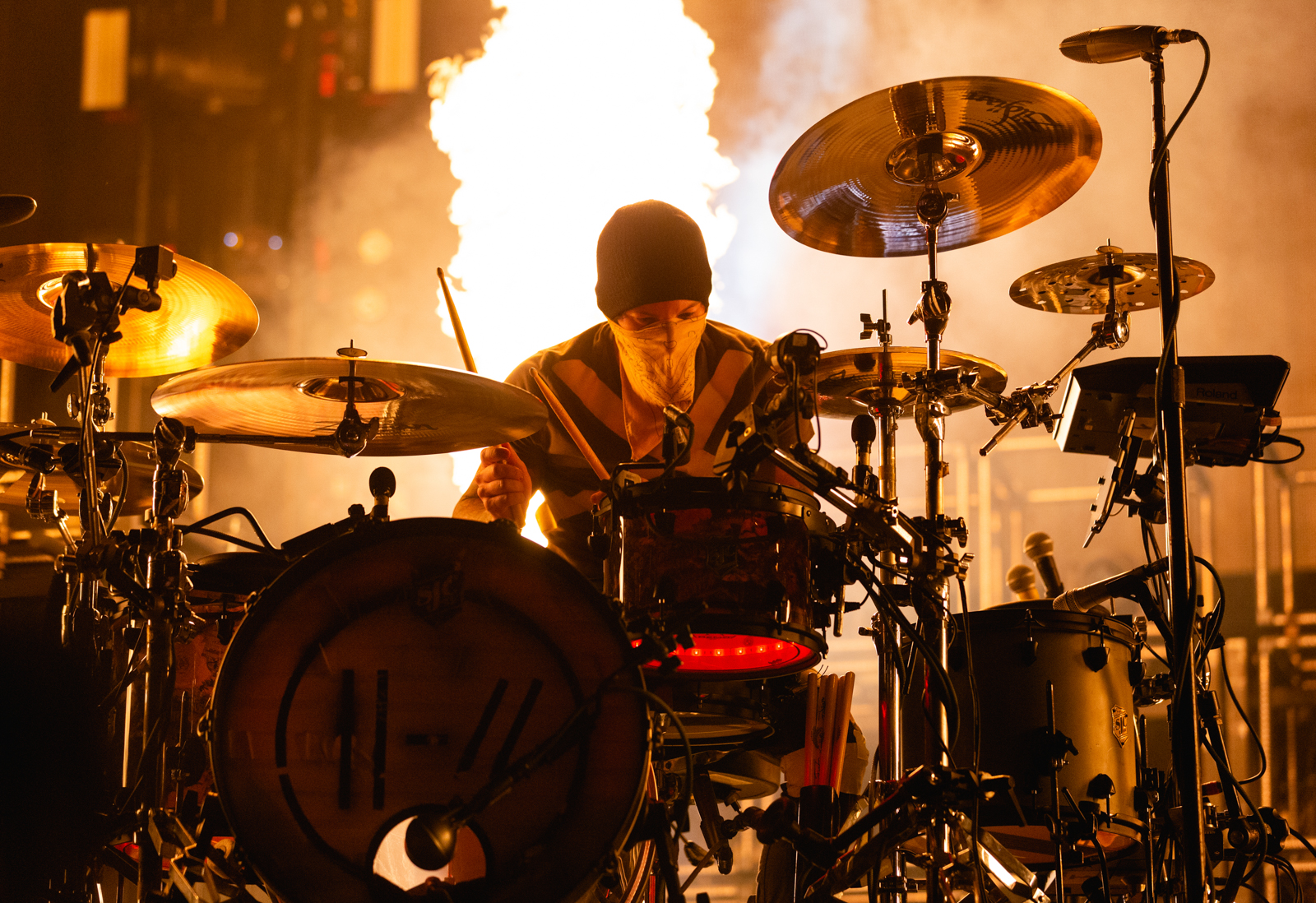 Concert review: Twenty One Pilots’ tour successfully unifies audience ...