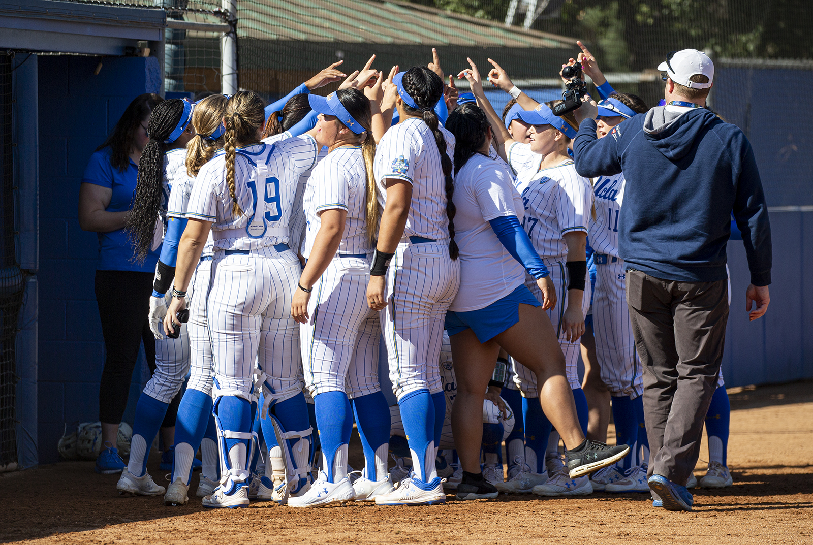 With undefeated record, UCLA softball continues tradition of strong season starts Daily Bruin