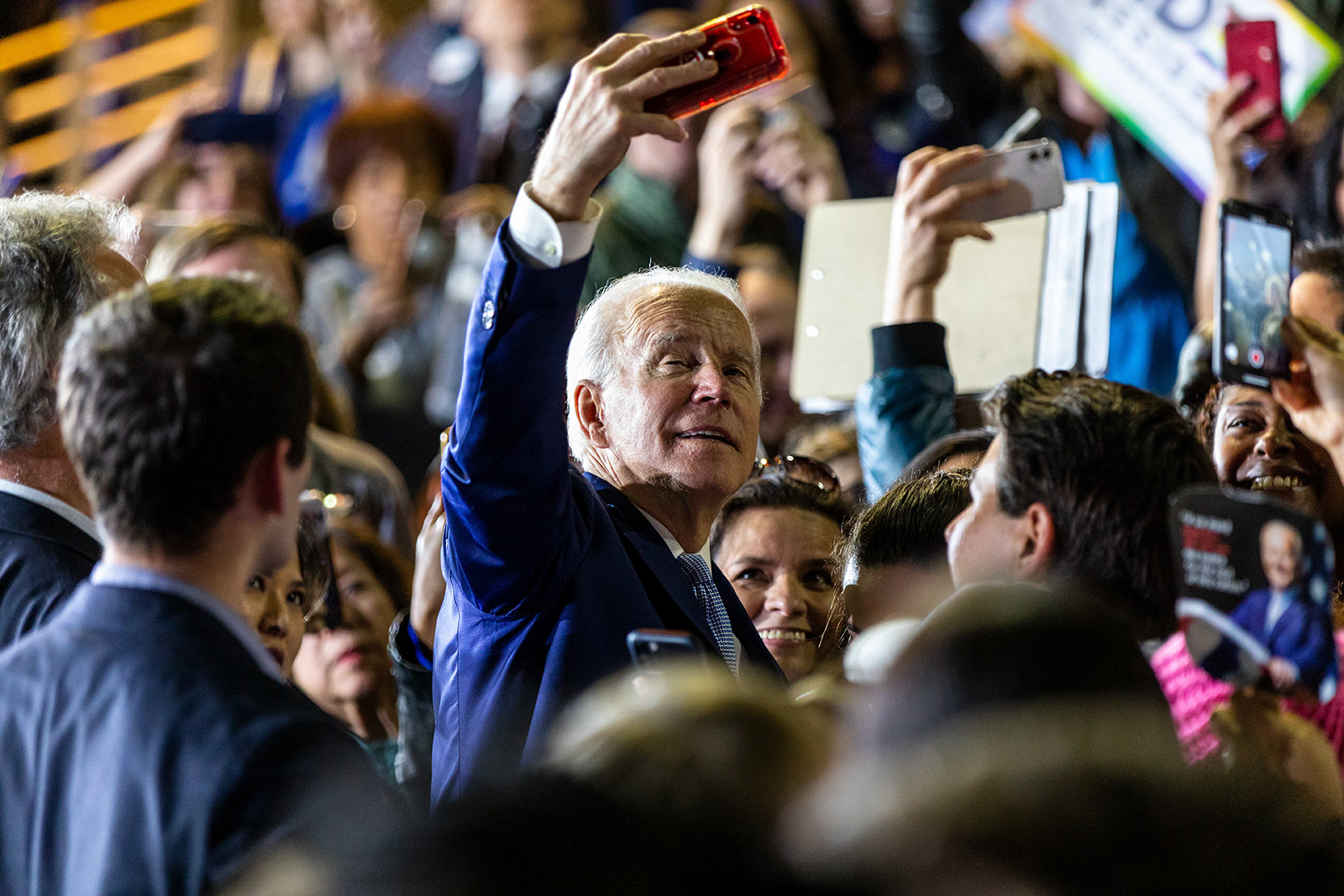 Joe Biden clinches Democratic presidential nomination - Los Angeles Times