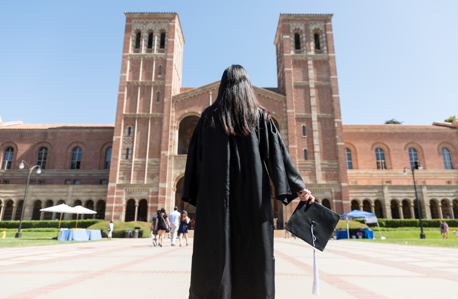 UCLA moves spring graduation ceremonies online to curb spread of COVID