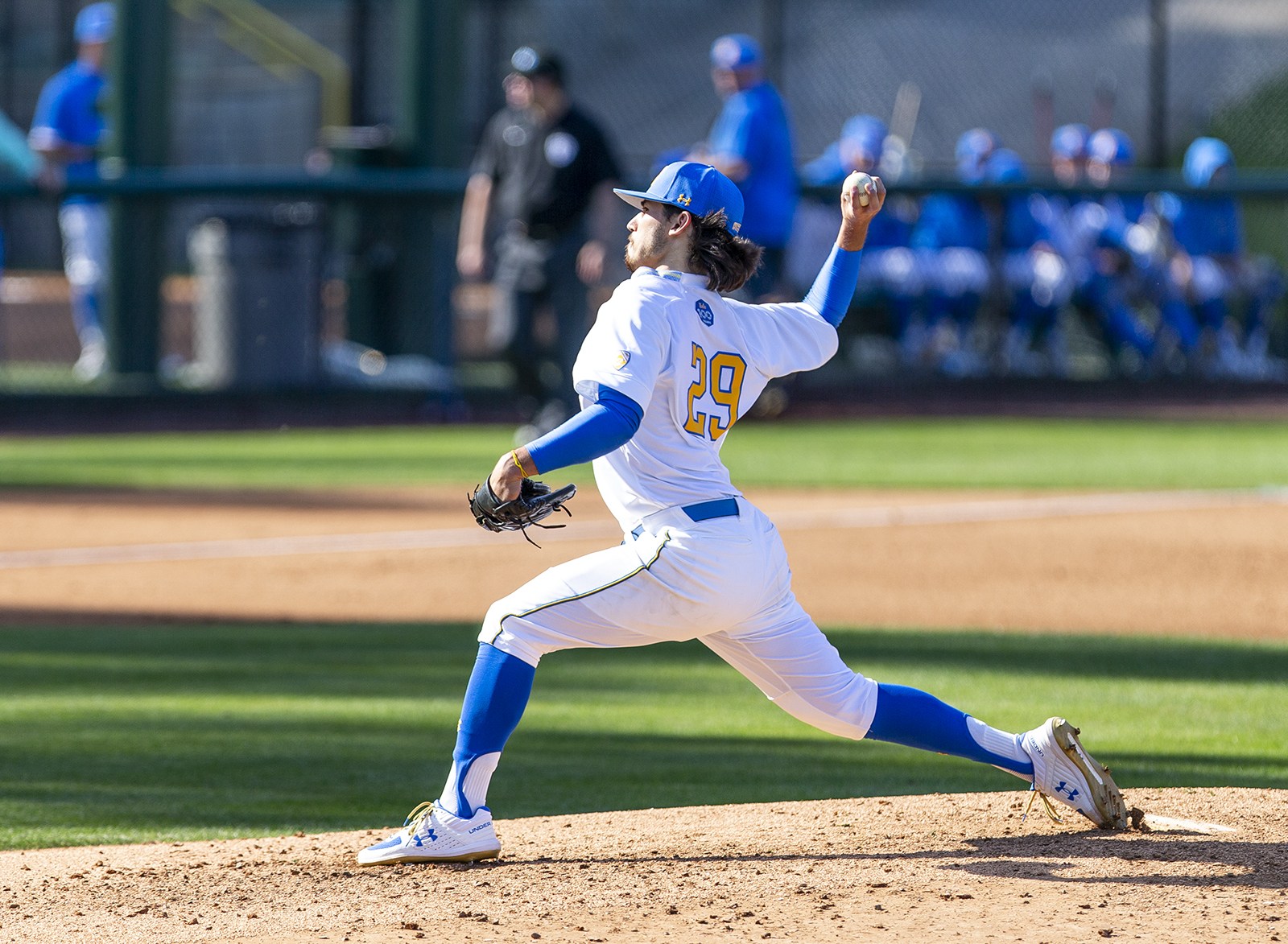 UCLA baseball to hit the road again against UCSB after winning weekend