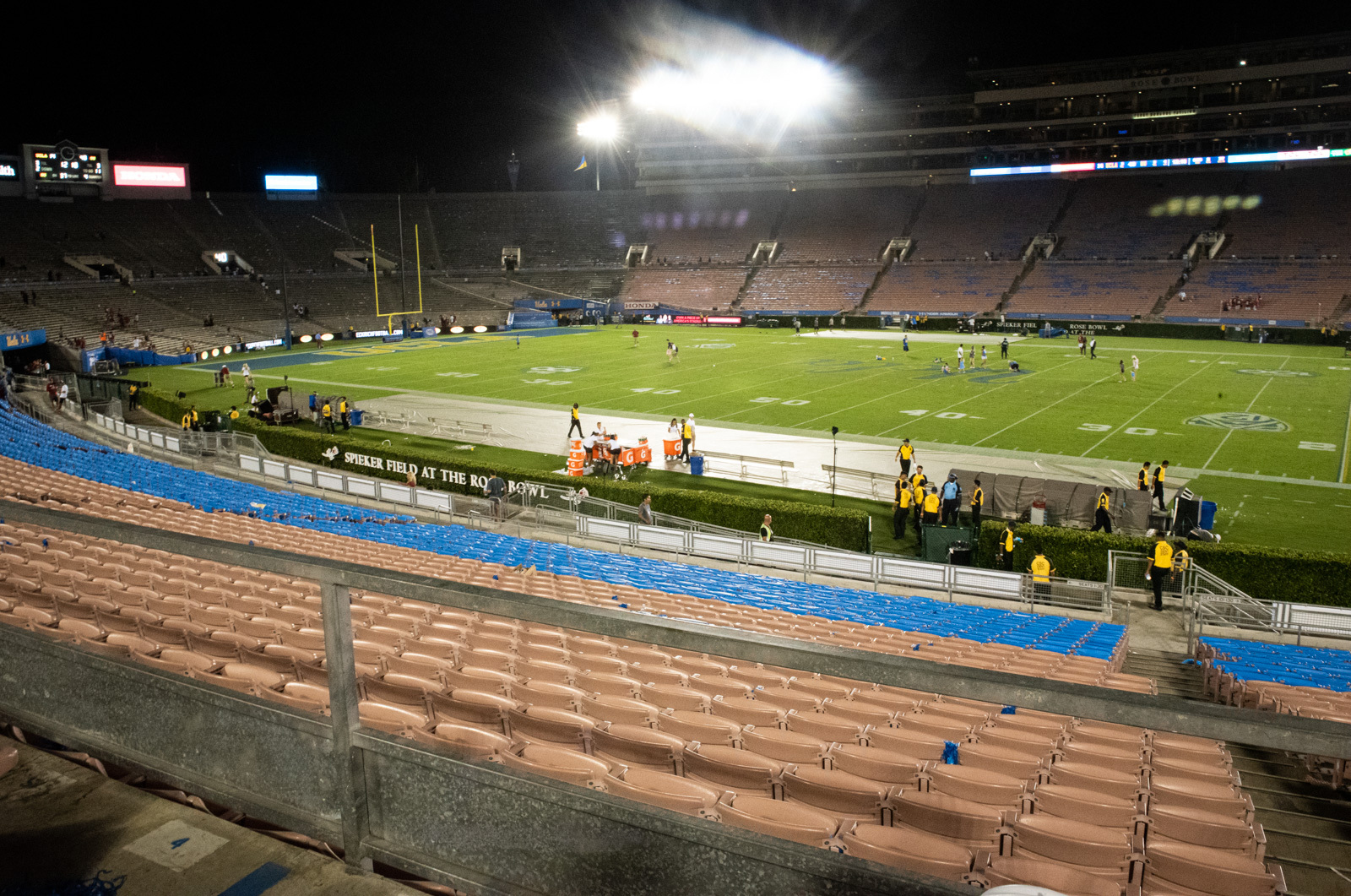 UCLA football players demand coronavirus protection - Los Angeles