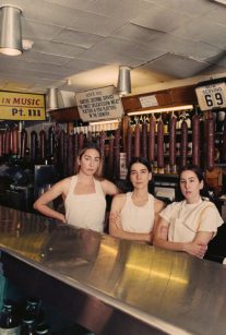 HAIM Women in Music Pt.III カセットテープ HAIM - Women In Music Pt. III - Amazon.com Music