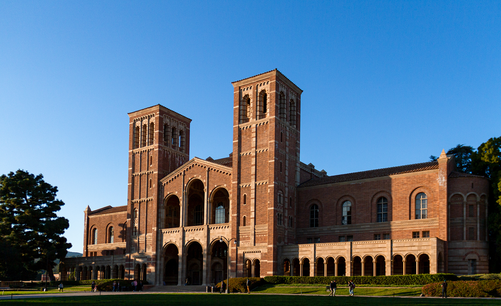 UCLA to decrease amount of inperson classes offered fall 2020