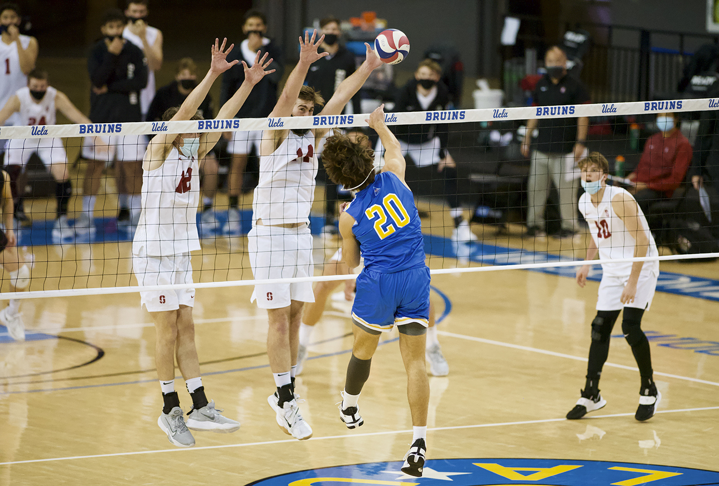 men-s-volleyball-serves-up-back-to-back-wins-against-stanford-daily-bruin