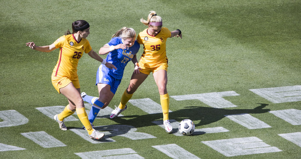 (David Rimer/Daily Bruin staff)