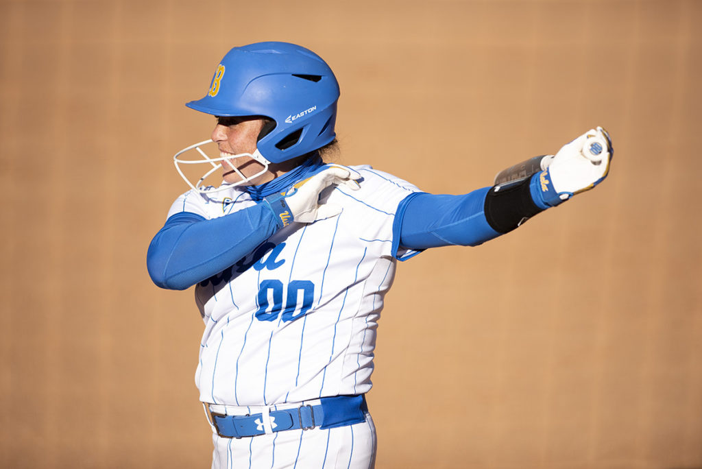 UCLA softball tops Fresno State in 2nd day of NCAA regional tournament -  Daily Bruin