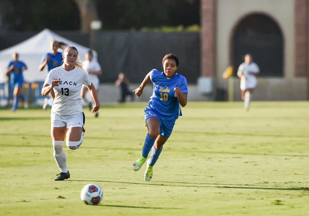 UCLA women's soccer forward Mia Fishel called up to USWNT training camp -  Daily Bruin