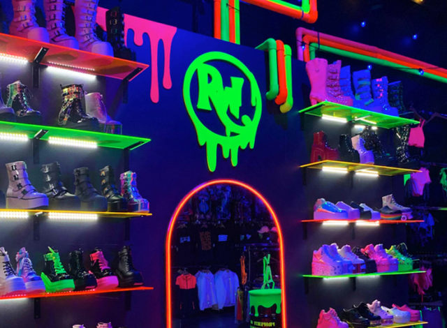 BRANDS  RAVE STORE