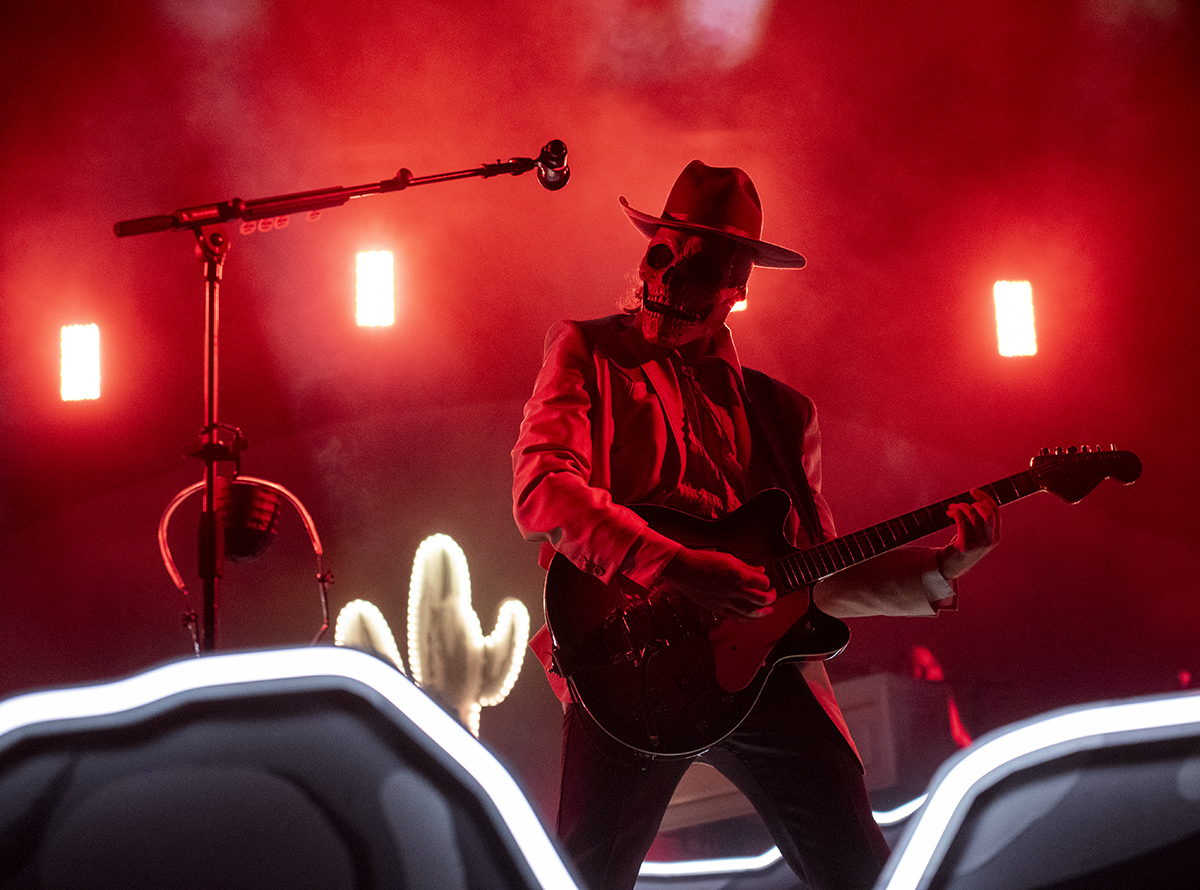 Concert review Lord Huron executes thrilling visuals, delivers dynamic