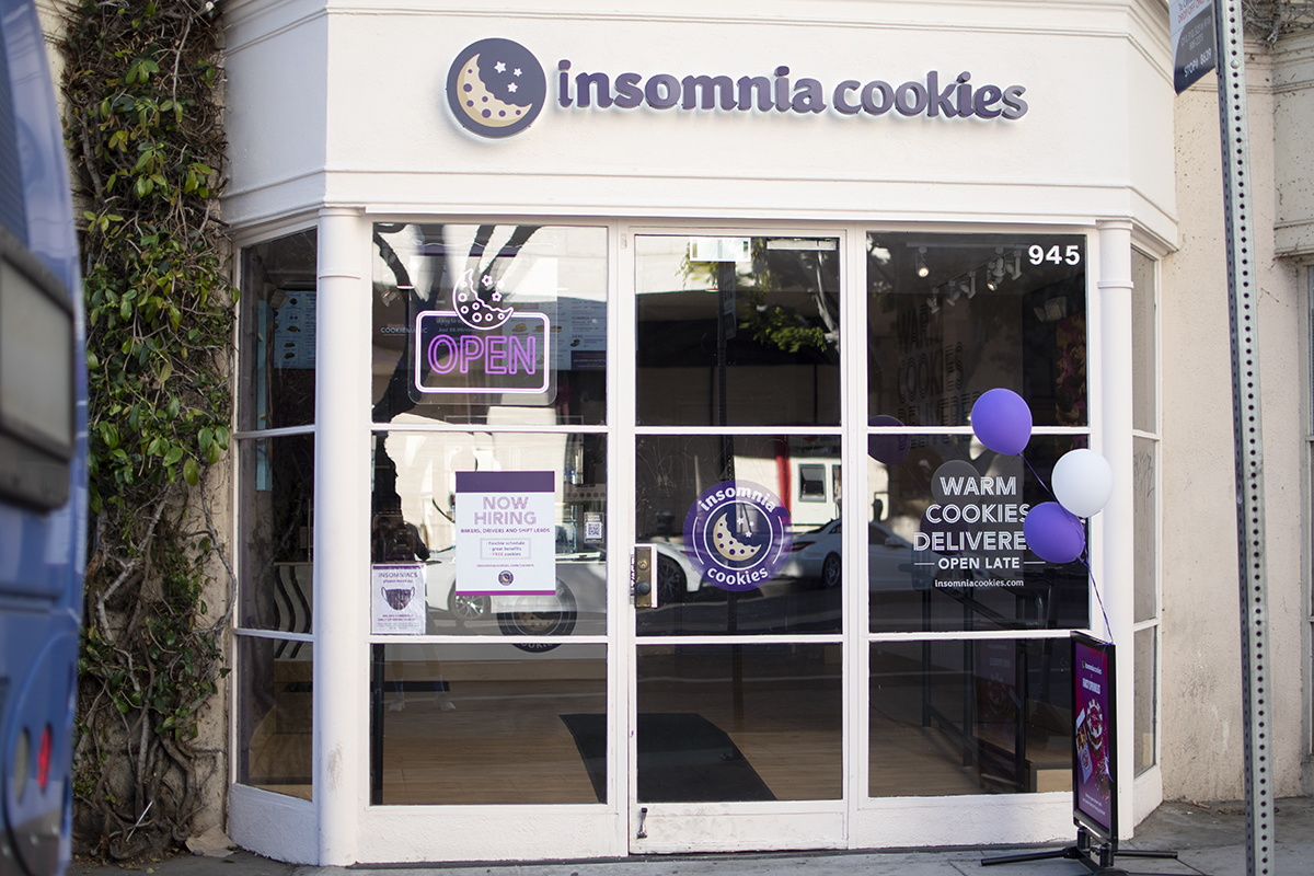 Is Insomnia Cookies Open On Thanksgiving Near Me