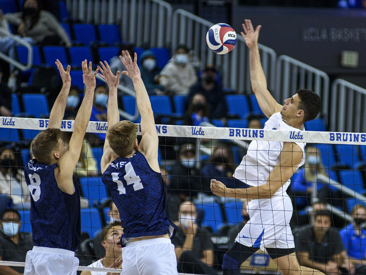 No. 1 UCLA men’s volleyball sets up for NCAA championship with