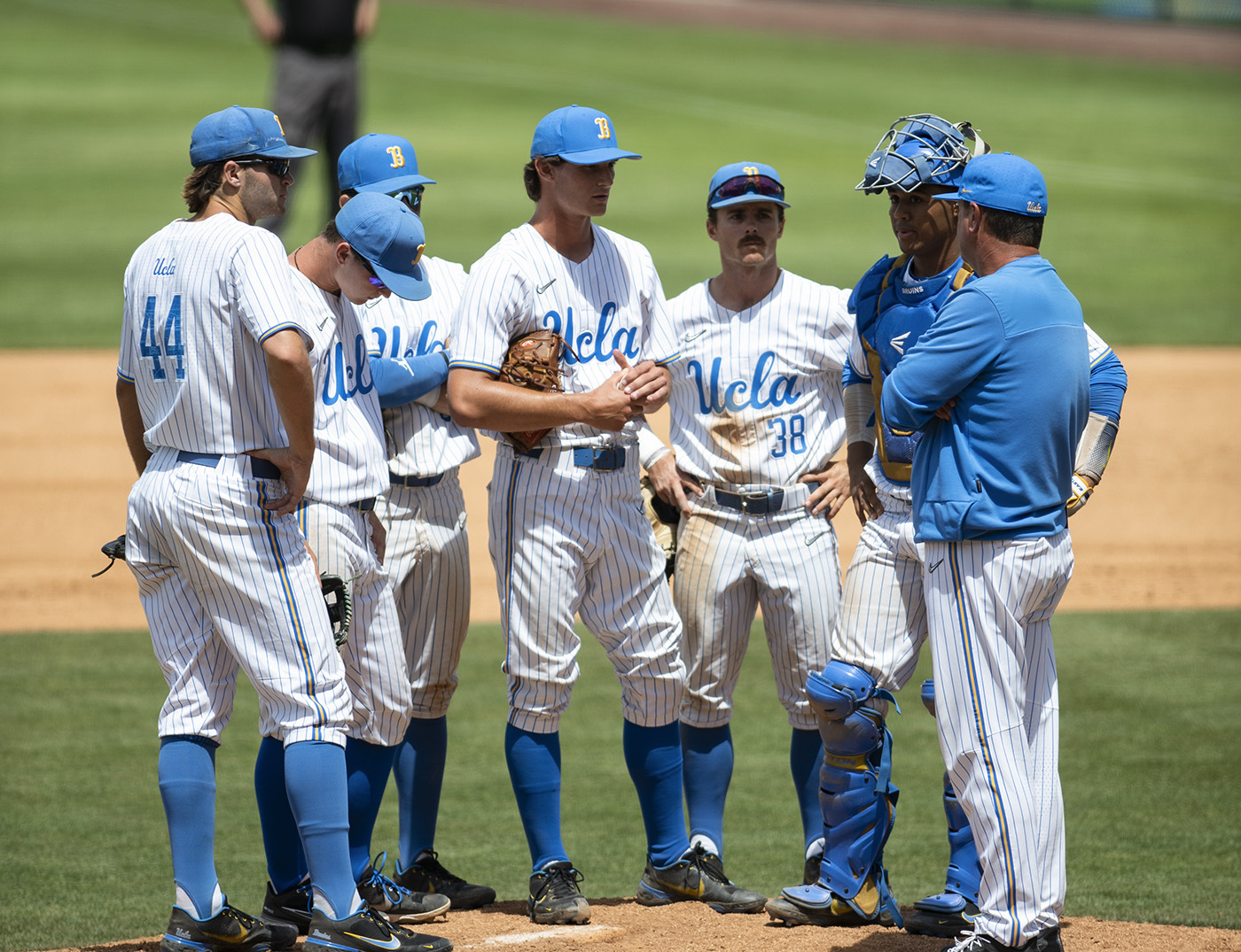 UCLA Baseball Recruiting Class Spotlight: RHP Luke Jewett - Sports  Illustrated UCLA Bruins News, Analysis and More