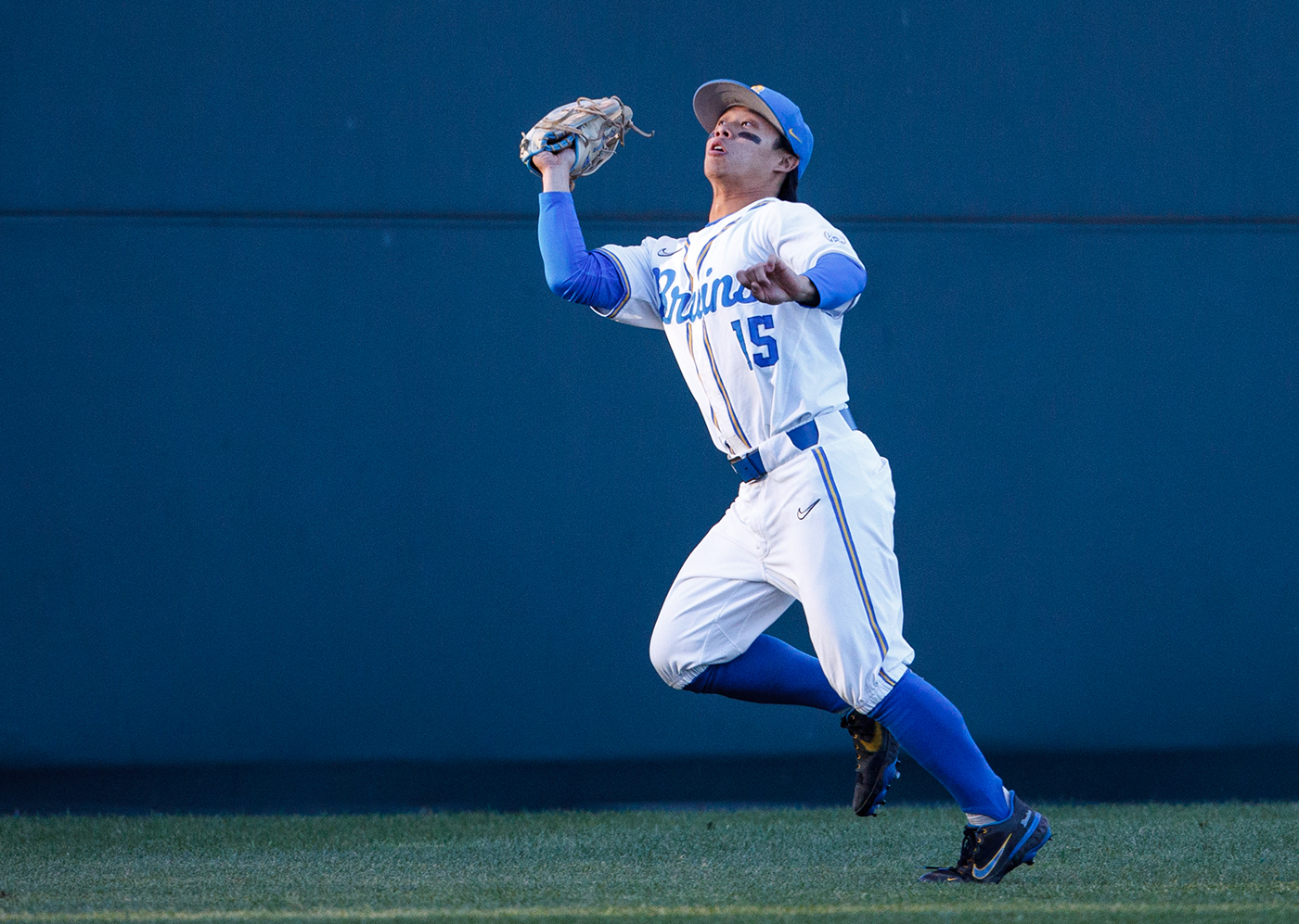 UCLA Baseball Alumni Come Back to Defeat Current Squad After Year Off From  Event - Sports Illustrated UCLA Bruins News, Analysis and More