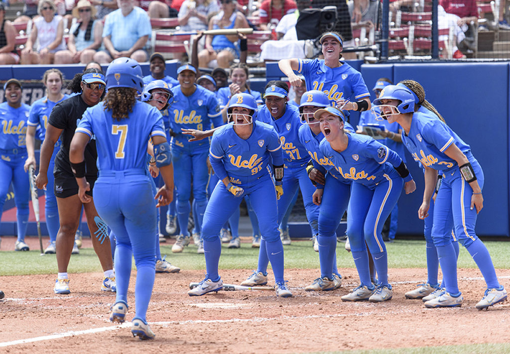 Gallery: Softball sweeps NCAA Super Regionals against Arizona - Daily Bruin