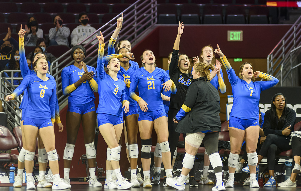 UCLA women’s volleyball focuses on community among new roster before