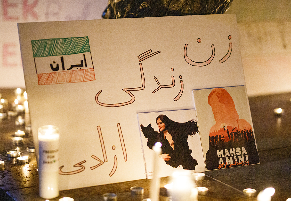 Iranian Student Group organizes vigil in remembrance of Mahsa