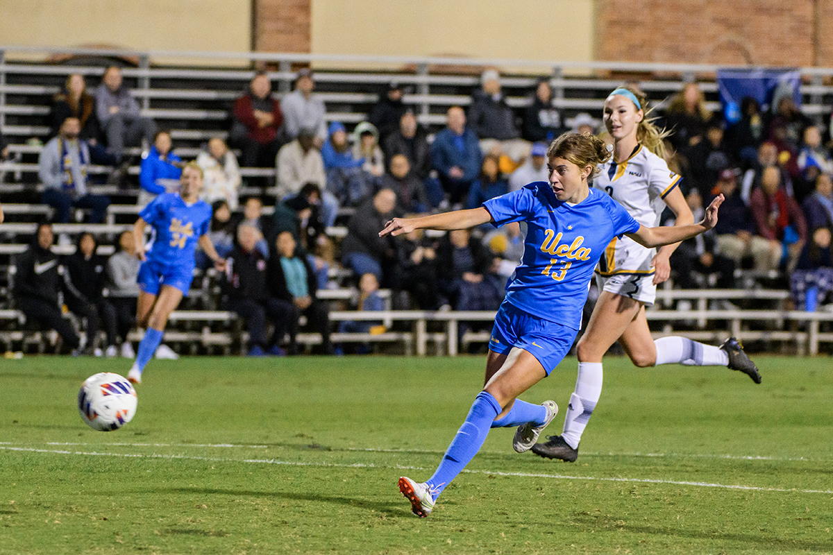 UCLA women’s soccer looks to build on momentum in UCF match Daily Bruin