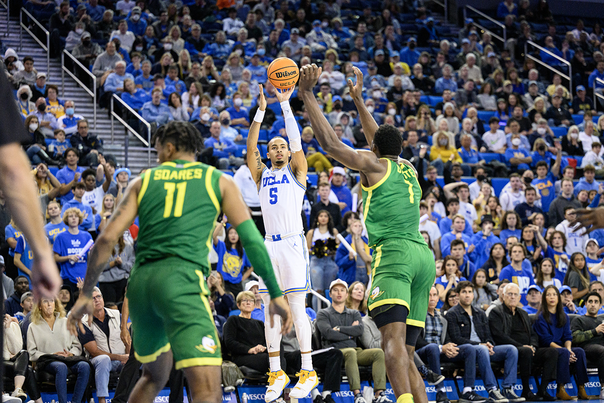 UCLA men’s basketball picks up first win against Oregon since 2019