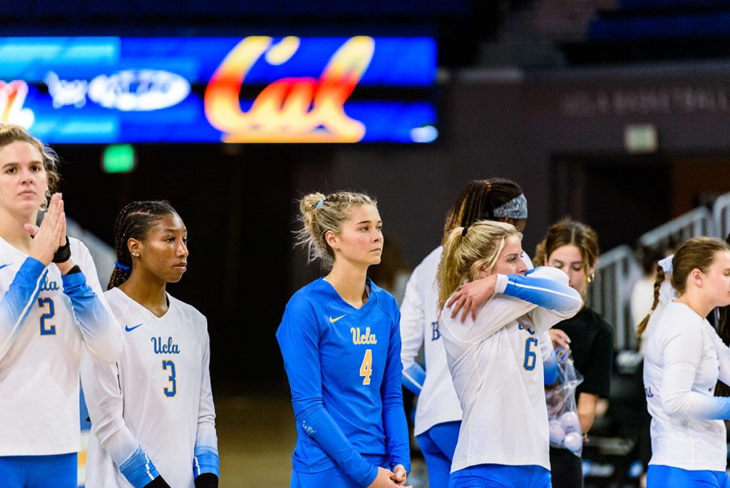 Women's volleyball adapts to schedule changes, goes undefeated in opening  weekend - Daily Bruin
