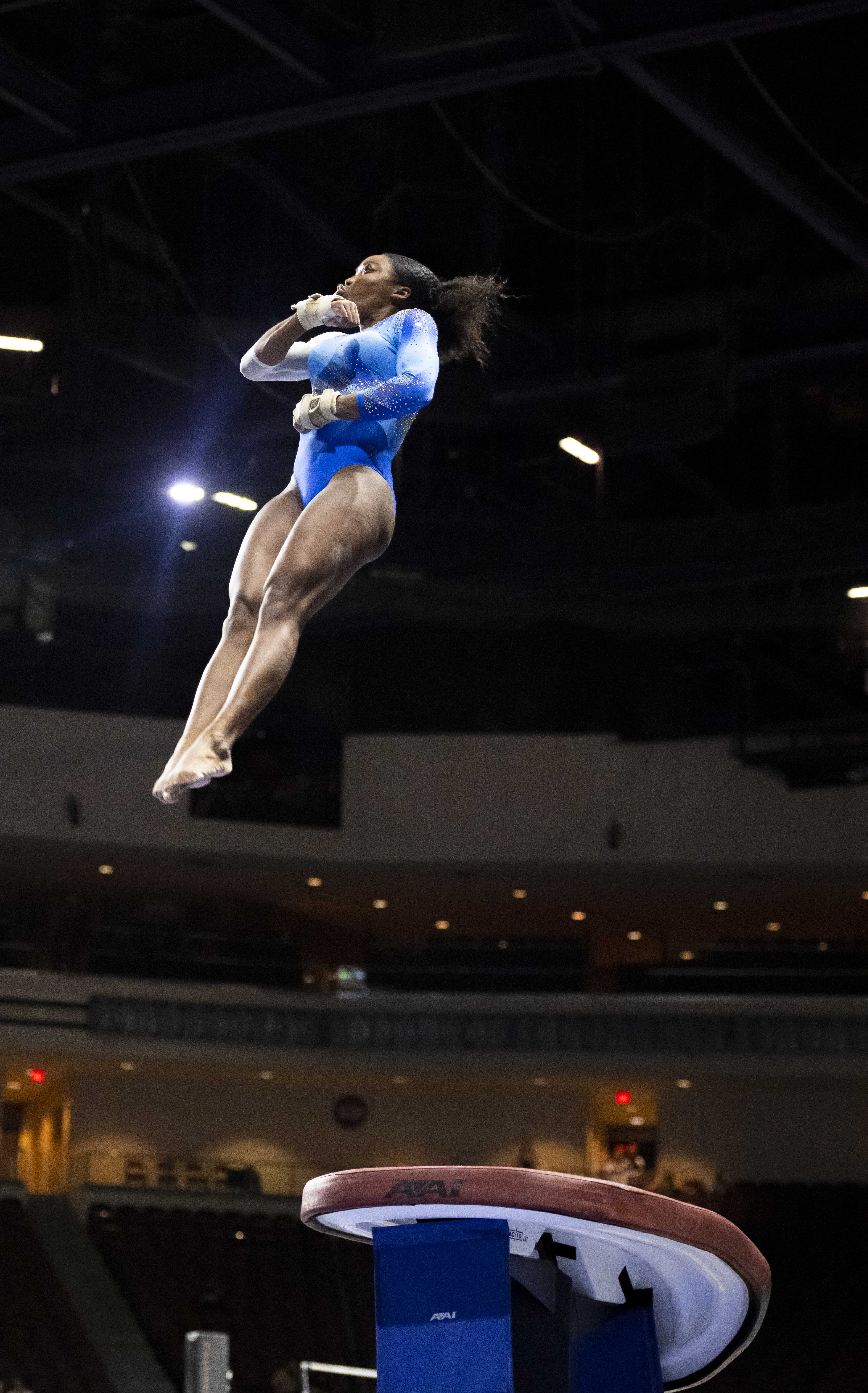 Balance beam poses Stock Photos - Page 1 : Masterfile