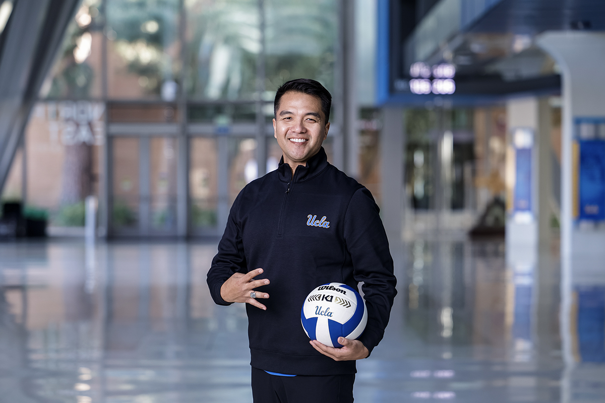 Q&A: New UCLA women's volleyball coach Alfee Reft promises 'one