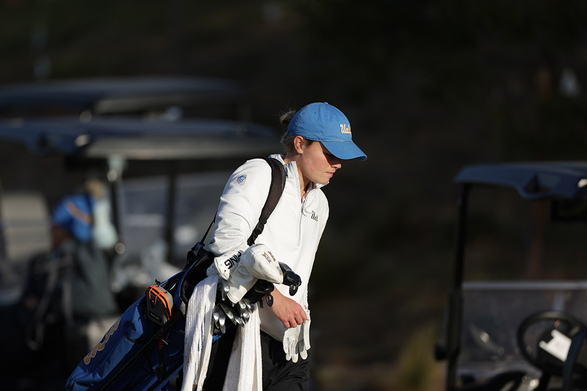 UCLA women's golf settles for runner-up in USF Intercollegiate - Daily Bruin