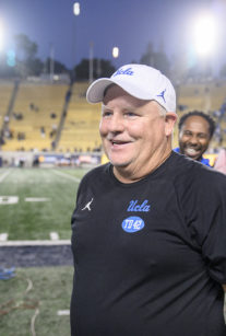 UCLA football coach Chip Kelly signs contract extension through 2027 -  Daily Bruin