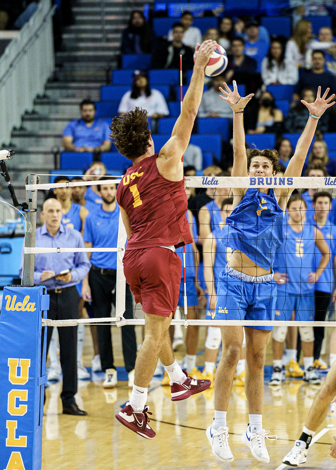 With Sweep Of Usc Ucla Mens Volleyball Takes Mpsf Title For 2nd