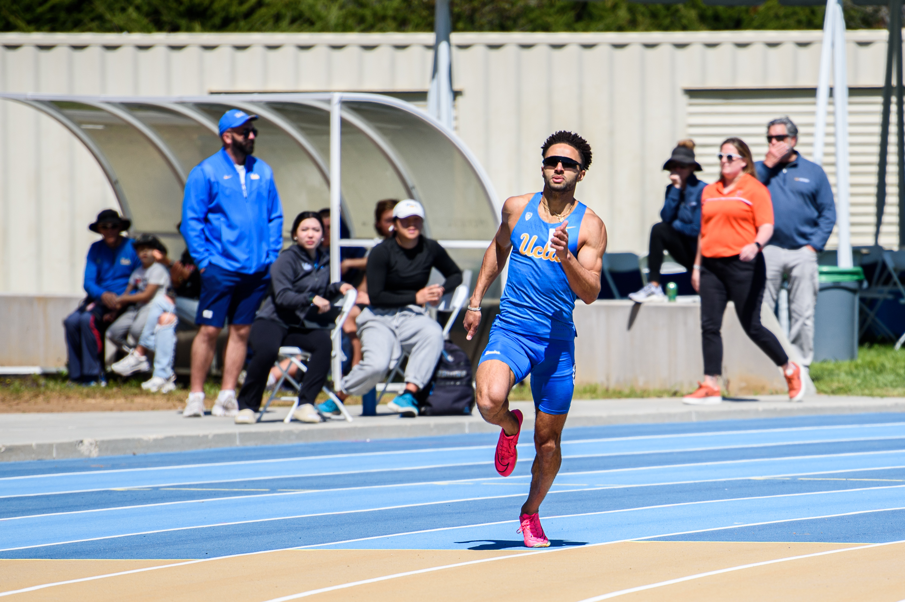 Distance, jumps teams shine at track and field home opener - Daily Bruin