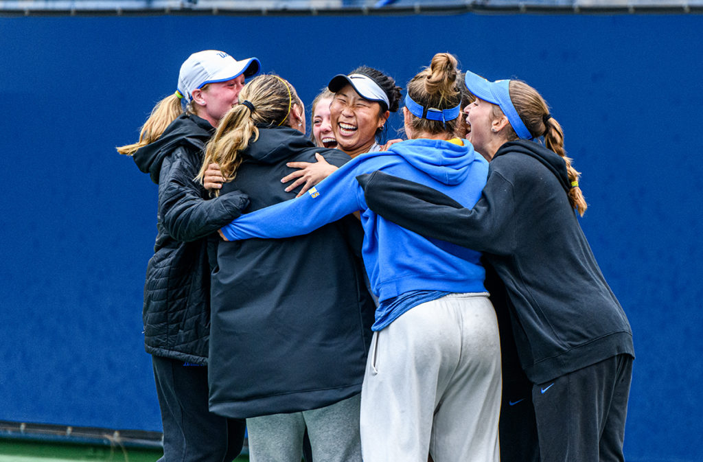 UCLA freshman Fangran Tian claims NCAA women's tennis singles title - Daily  Bruin