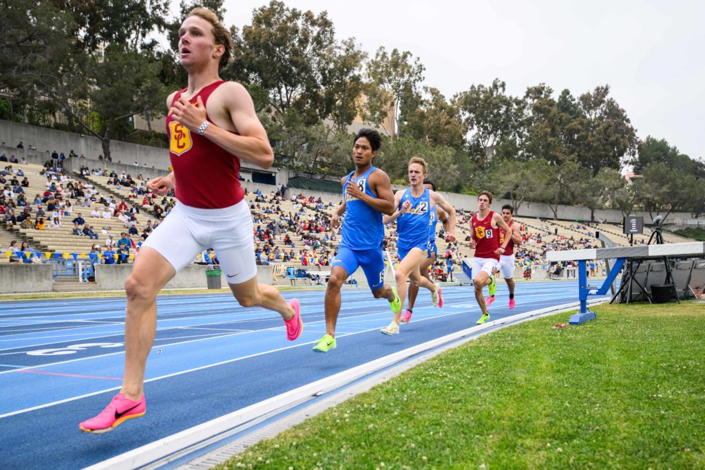 Gallery UCLA men’s track and field claim victory, women face defeat against USC Daily Bruin