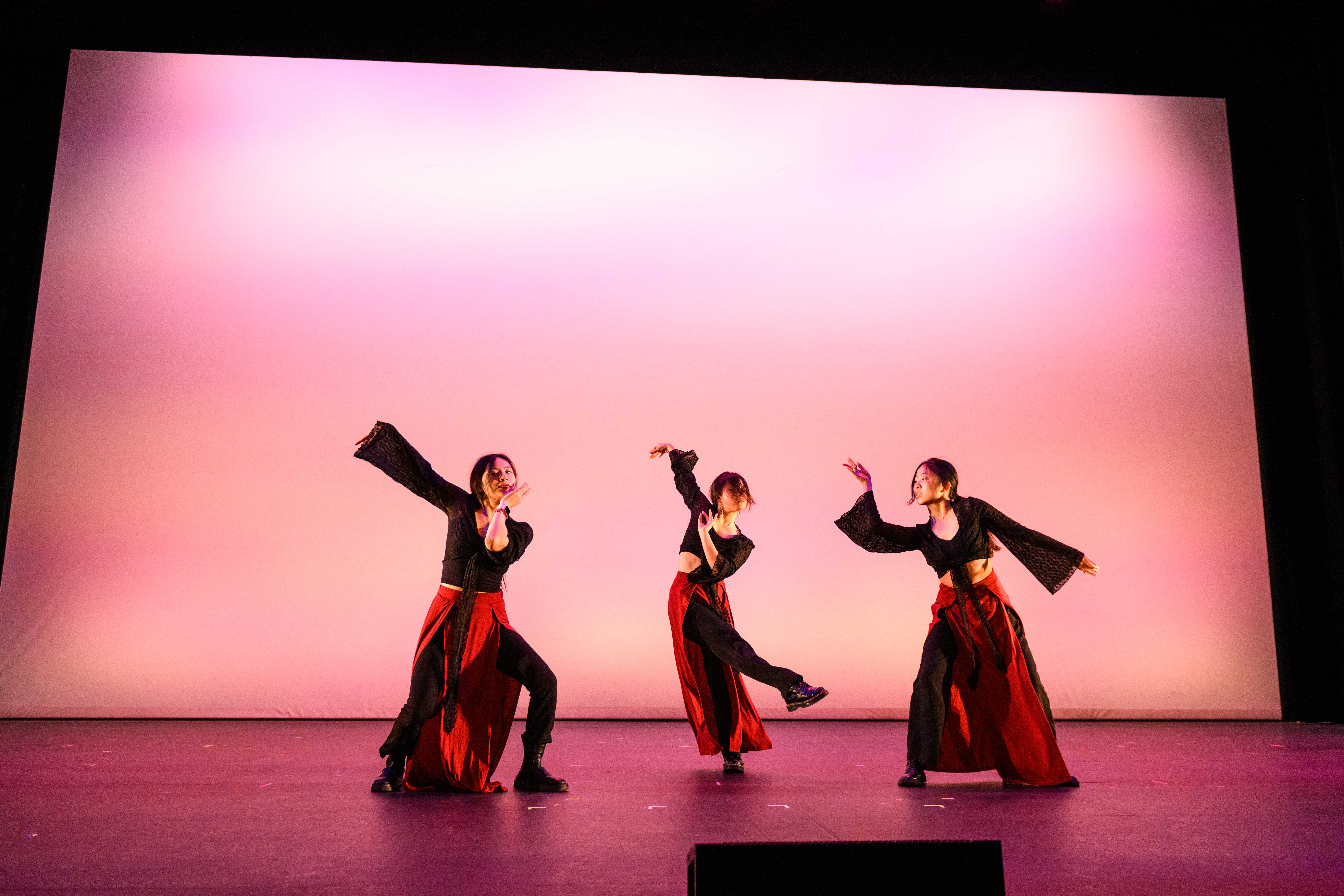 Los Angeles Rams Cheerleaders And Bluecoats Drum & Bugle Corps Selected To  Represent The U.S. As Part Of The 22nd Annual Cathay Pacific Lunar New Year  Celebrations In Hong Kong